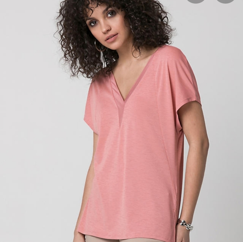 Pique v-neck top